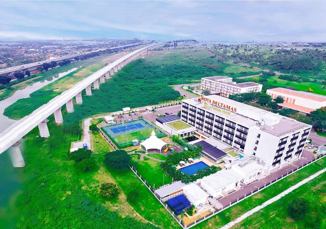 Le Premier Hotel Deltamas Cikarang Ngoại thất bức ảnh