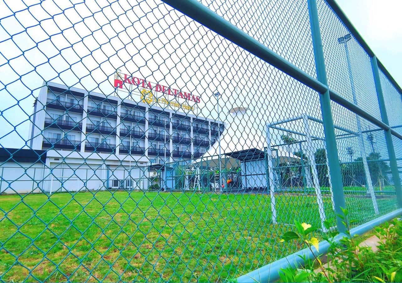 Le Premier Hotel Deltamas Cikarang Ngoại thất bức ảnh