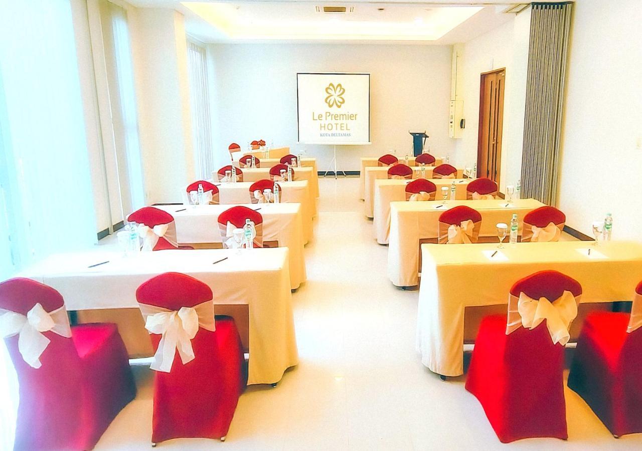 Le Premier Hotel Deltamas Cikarang Ngoại thất bức ảnh