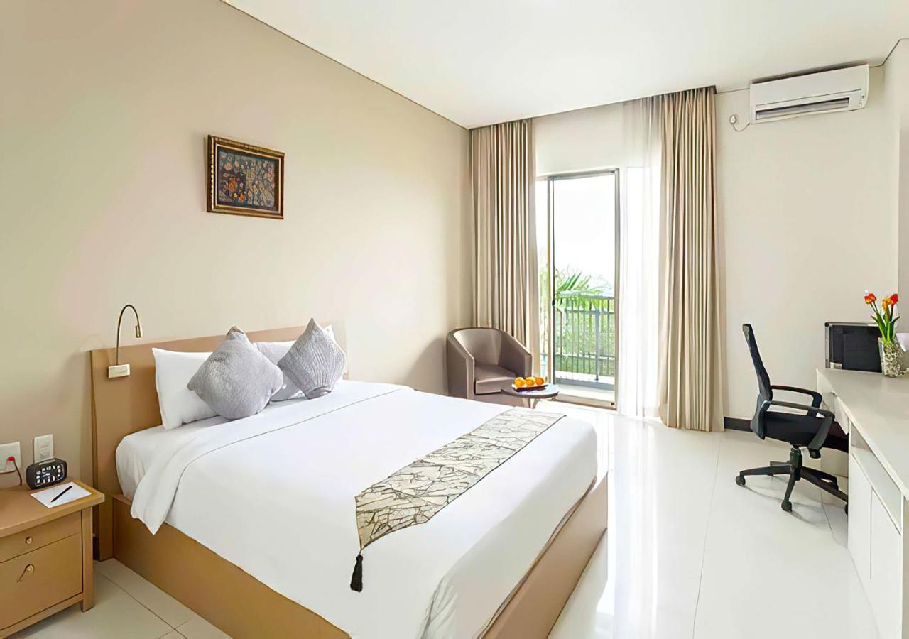 Le Premier Hotel Deltamas Cikarang Ngoại thất bức ảnh