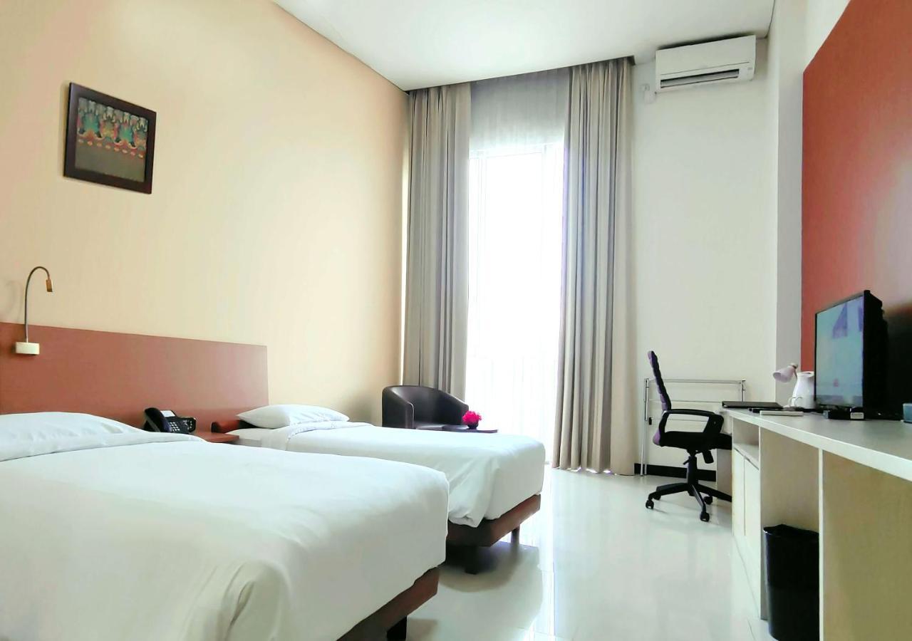 Le Premier Hotel Deltamas Cikarang Ngoại thất bức ảnh