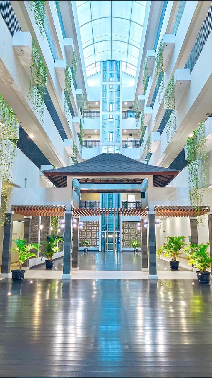 Le Premier Hotel Deltamas Cikarang Ngoại thất bức ảnh